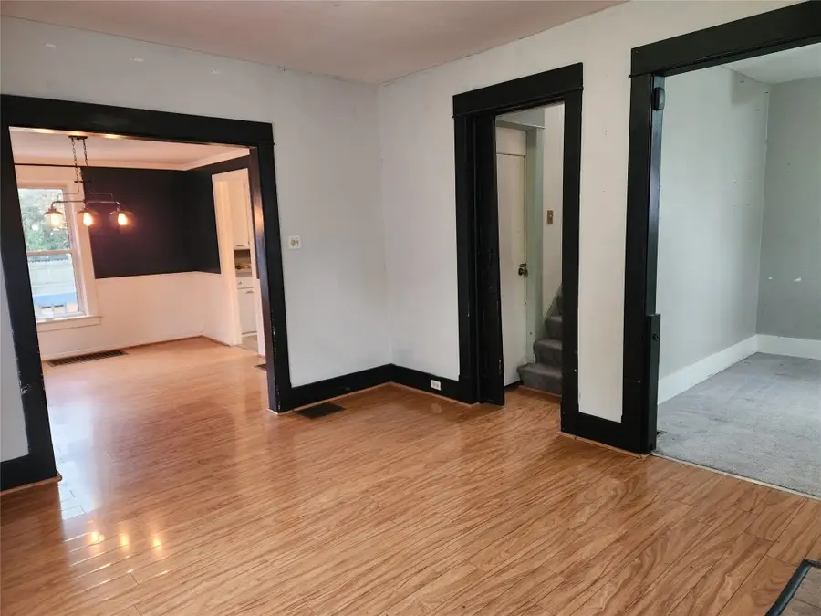 933 W 27th Street, Erie, PA 16508 - Image #3