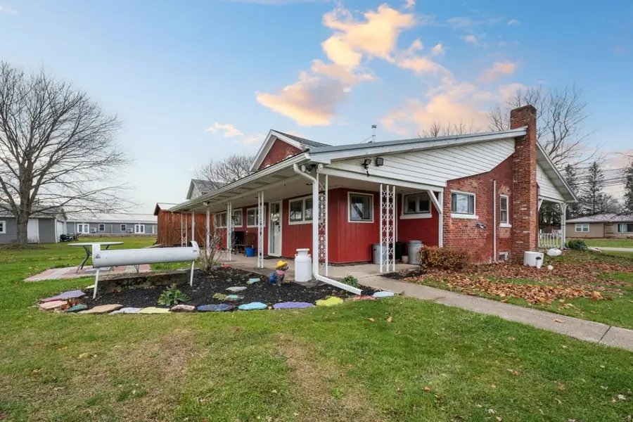 403 W 3rd Street, Waterford, PA 16441 - Image #2