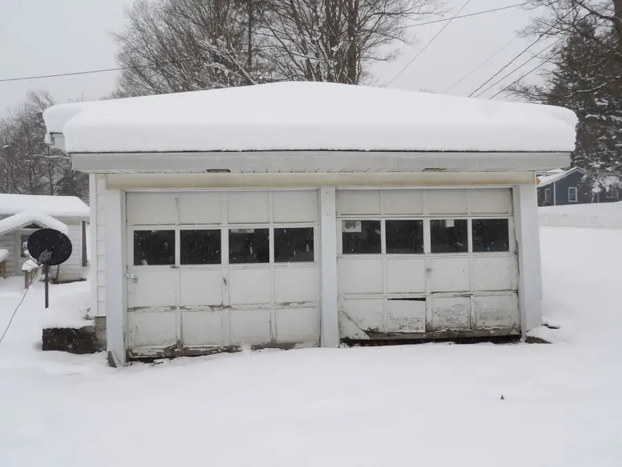 503 W Washington Street, Corry, PA 16407 - Image #2