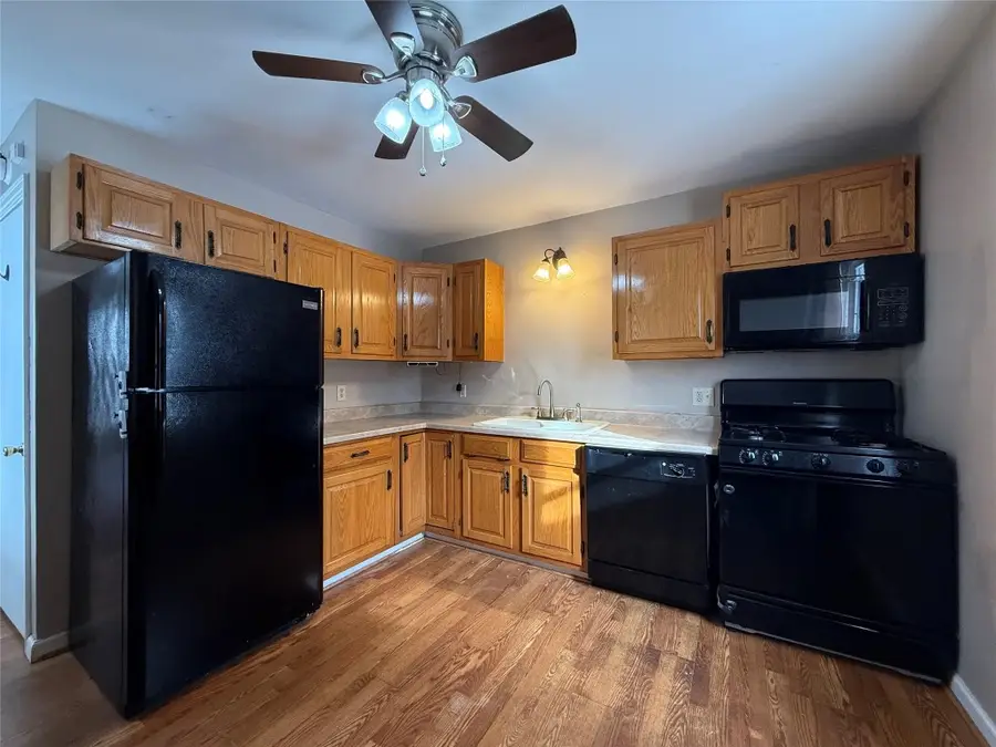 925 E 34th Street, Erie, PA 16504 - Image #3