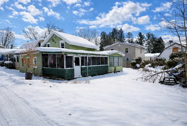 36111 Beechwood Avenue, Canadohta Lake, PA 16438