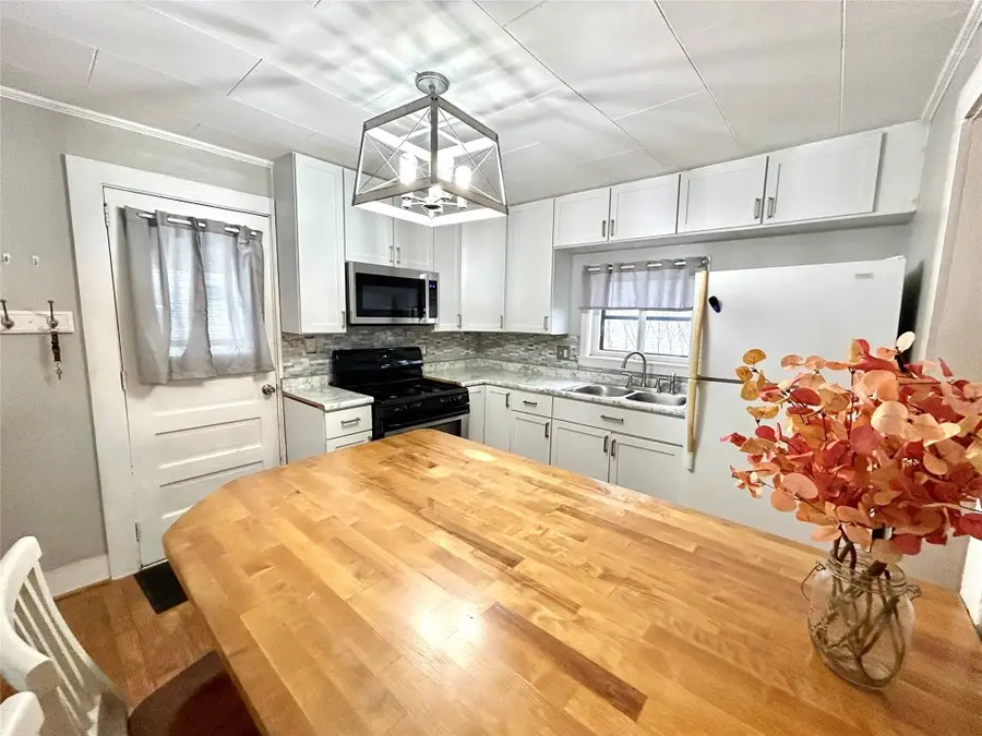 465 S Main Street, Cambridge Springs, PA 16403 - Image #2