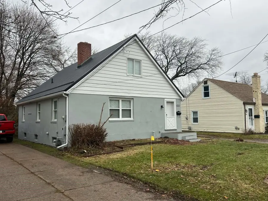 2012 W 32nd Street, Erie, PA 16508 - Image #2