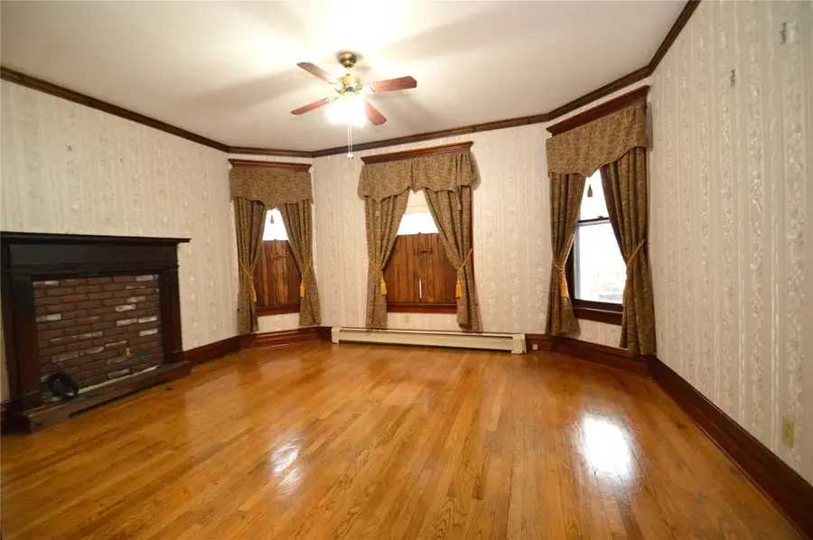 337 W 25th Street, Erie, PA 16502 - Image #3