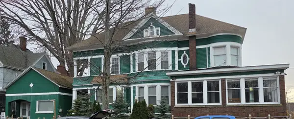 261 E 8th Street, Erie, PA 16503