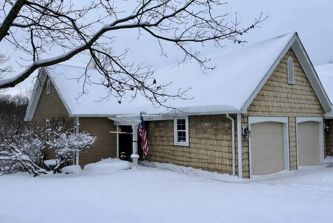 161 S Oak Ridge Circle, Erie, PA 16509 - Image #1