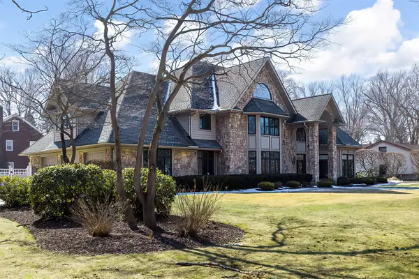 1505 S Shore Drive, Erie, PA 16505