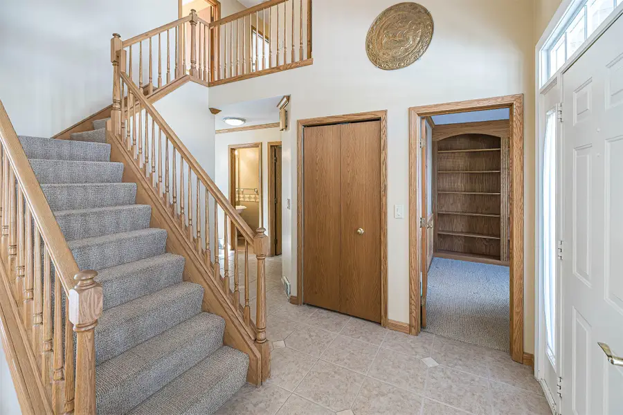 1002 Brooks Bay Drive, Erie, PA 16505 - Image #3