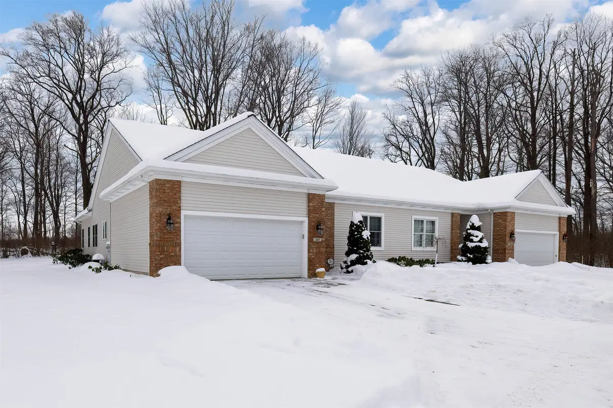 2017 Chatham Drive, Fairview, PA 16415 - #1