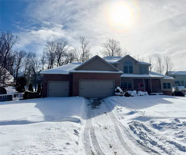 4295 Stone Creek Drive, Erie, PA 16506