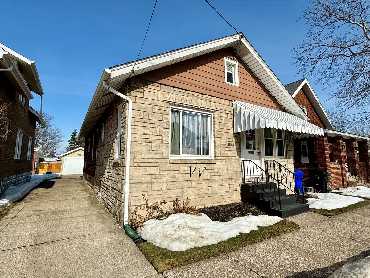3016 Woodlawn Avenue, Erie, PA 16510 - #1