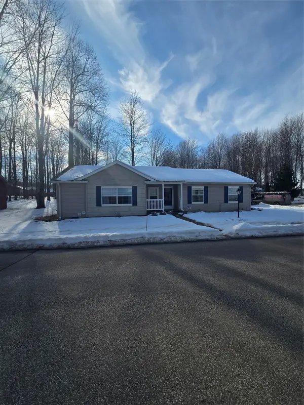 5314 Champagne Court, Girard, PA 16417