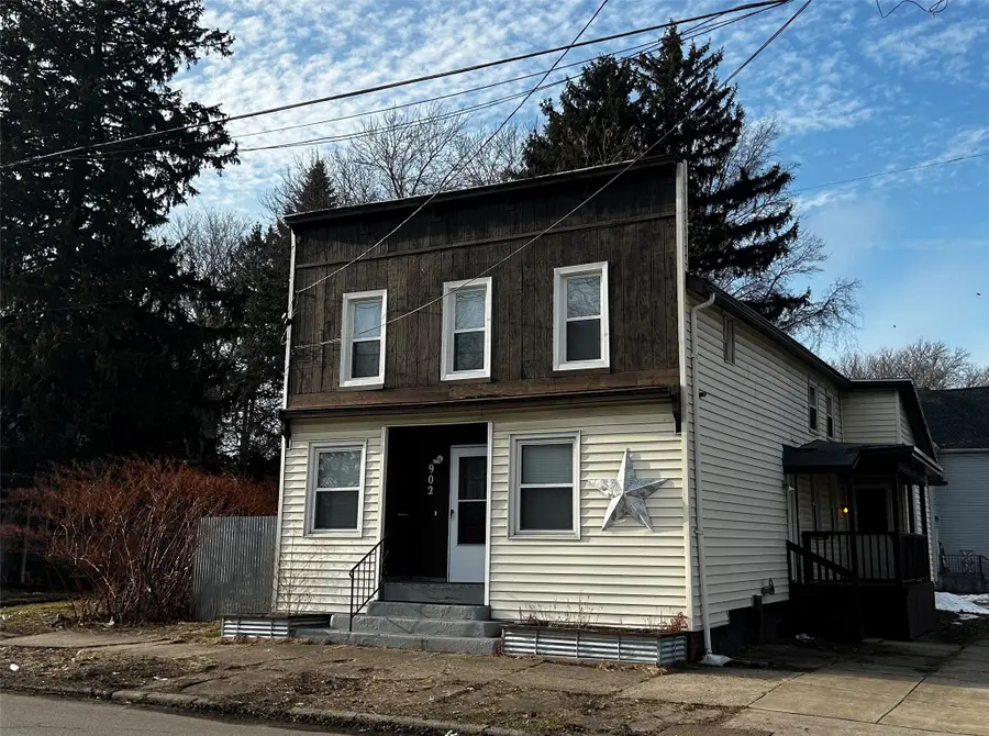 902 W 4th Street, Erie, PA 16507 - #2