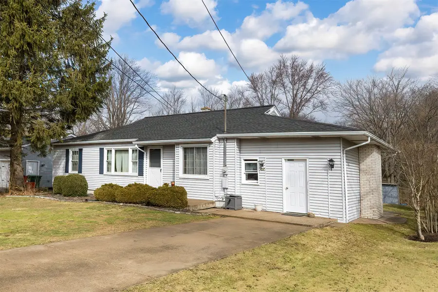 417 Parkside Drive, Erie, PA 16511 - #2