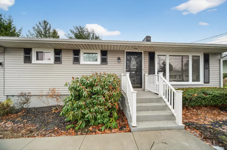 5009 Hillsdale Avenue, Erie, PA 16509 - #2