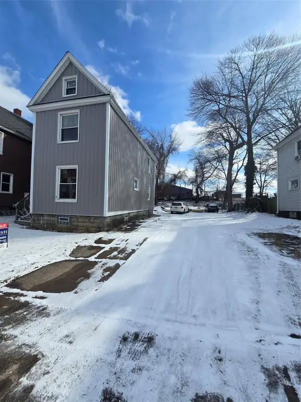 1131 W 11th Street, Erie, PA 16502