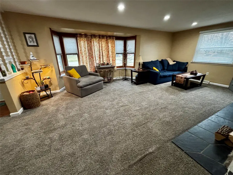 1014 Potomac Avenue, Erie, PA 16505 - #3