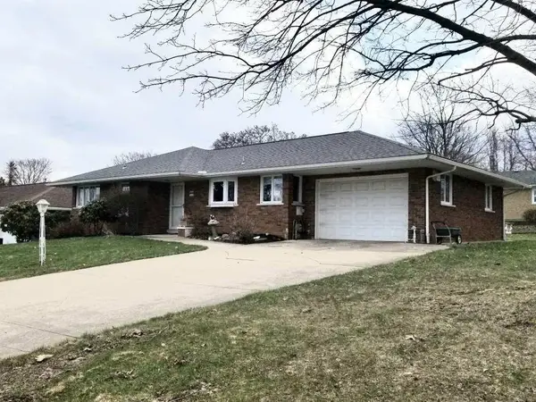 2609 Frontenac Drive, Erie, PA 16511