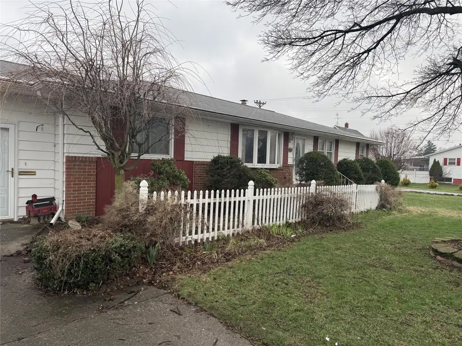 1305 E 30th Street, Erie, PA 16504 - #2