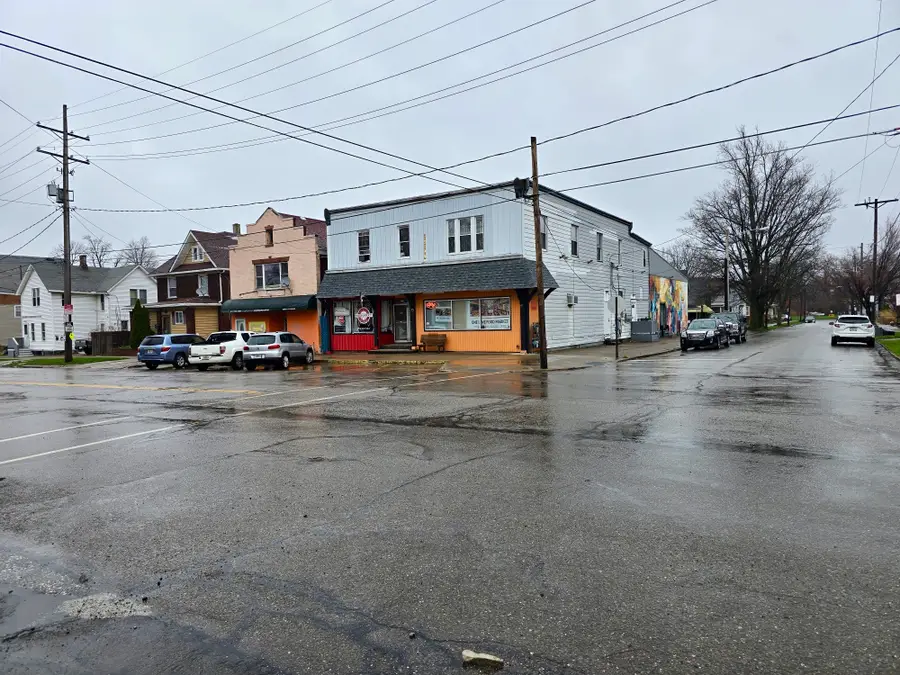 1029 31 East Avenue, Erie, PA 16503 - #2