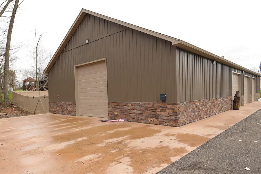 102 Victor Road, Homeacre Lyndora, PA 16001 - #3