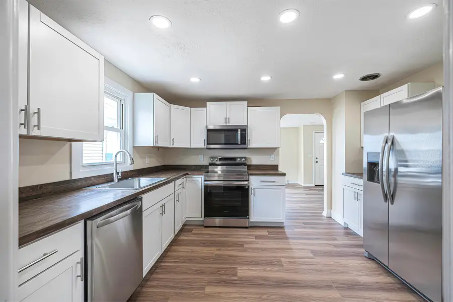 1417 E 28th Street, Erie, PA 16504 - #3