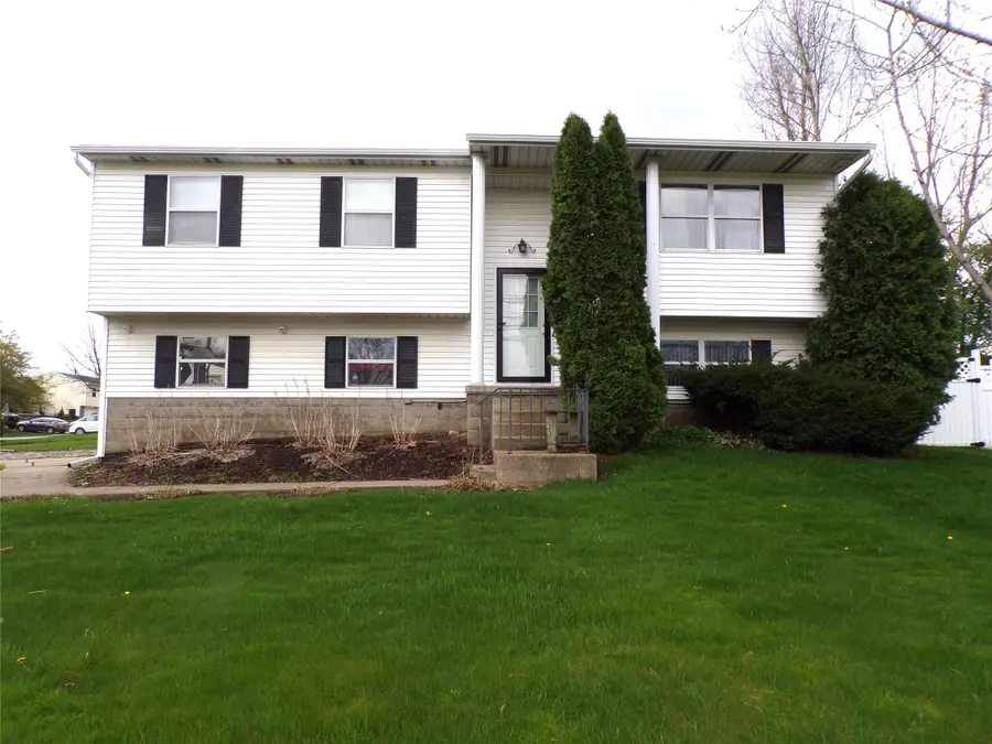 3031 W 38th Street, Millcreek, PA 16506 - #2