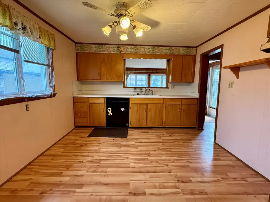 2211 Market Street, Erie, PA 16510 - #2