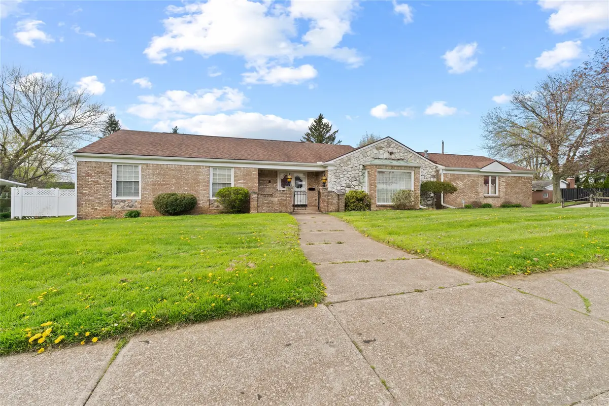 660 E Grandview Boulevard, Erie, PA 16504 - #1