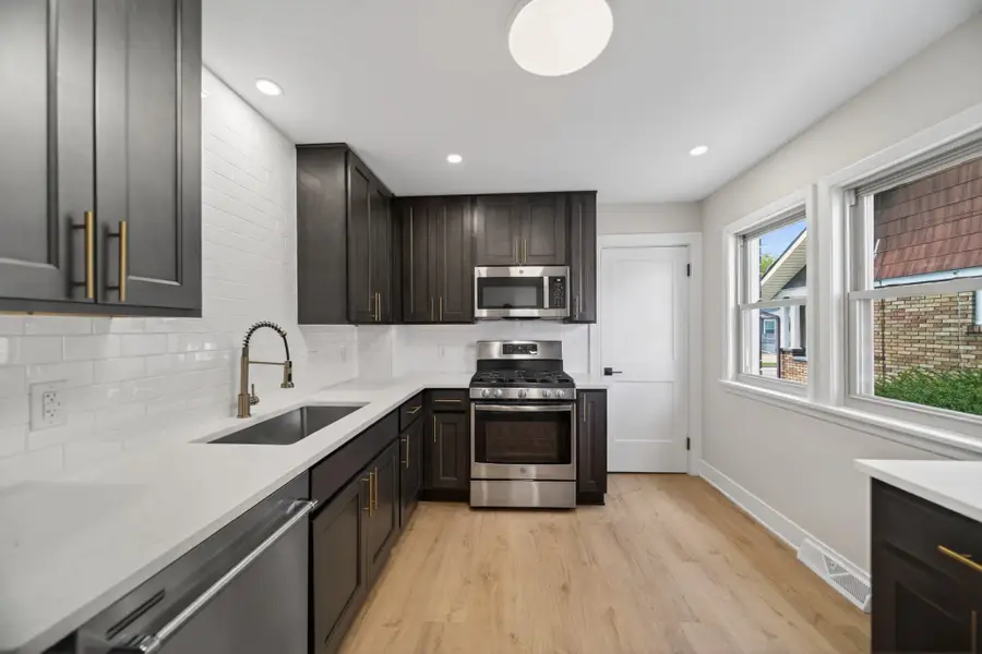 2957 Poplar Street, Erie, PA 16508 - #3