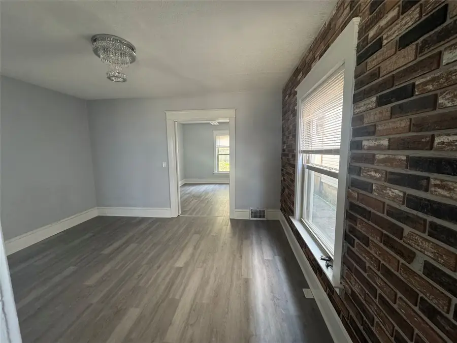 317 E 27th Street, Erie, PA 16504 - #2