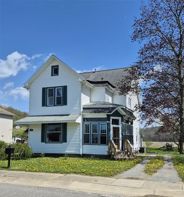 108 North Street, Cochranton, PA 16314