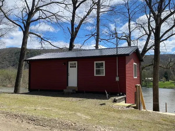 9001 Althom Road, Tidioute, PA 16351