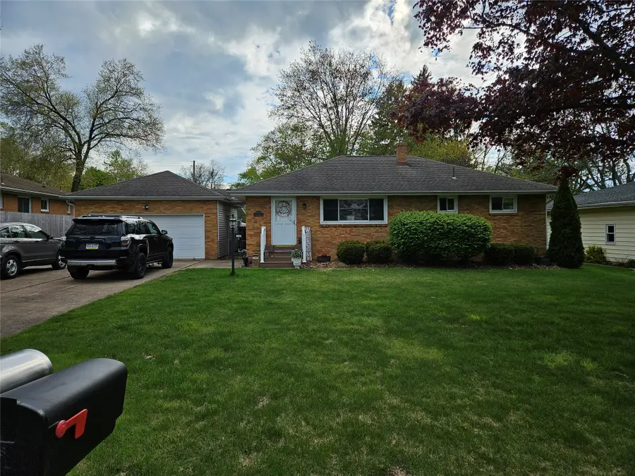 3302 Colonial Avenue, Erie, PA 16506 - #2