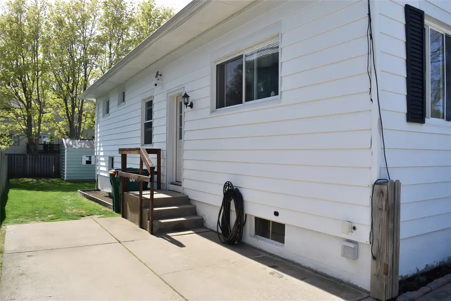 612 Montpelier Avenue, Erie, PA 16505 - #3