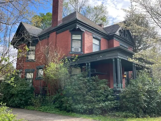 339 W 21st Street, Erie, PA 16502 - #1