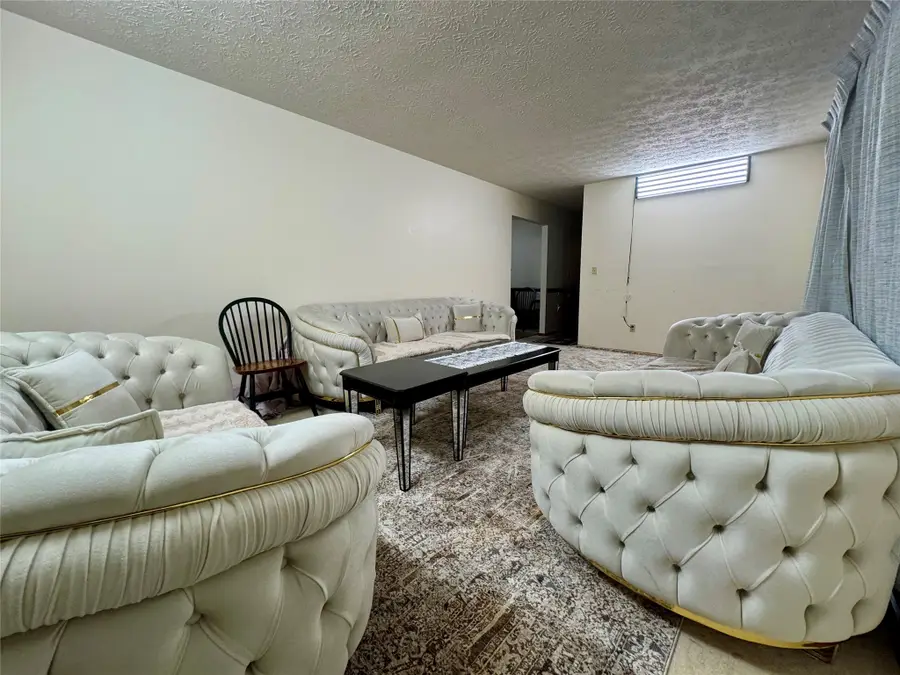929 Ruth Avenue, Millcreek, PA 16509 - #3