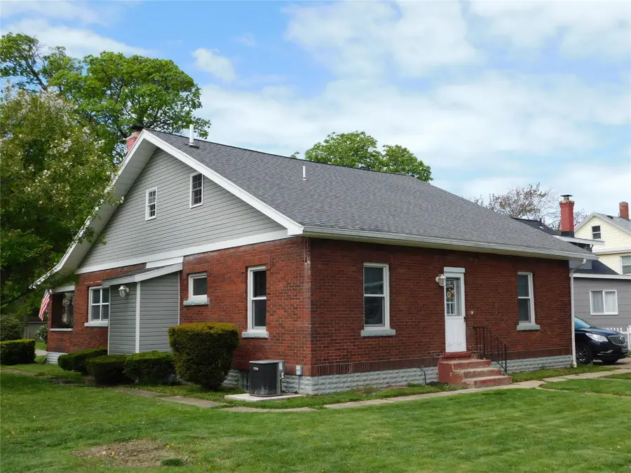 3219 Washington Avenue, Erie, PA 16508 - #2
