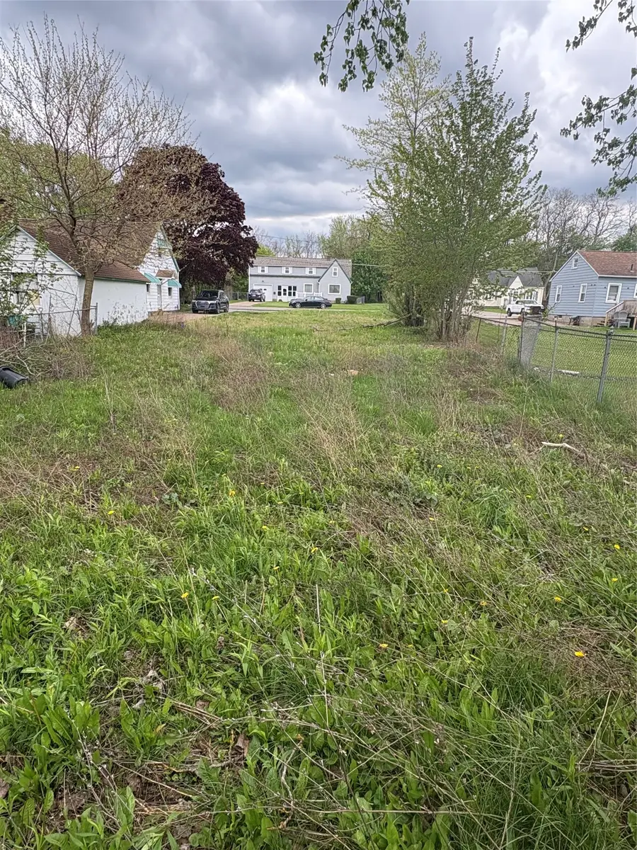 1602 Lindwood Avenue, Erie, PA 16510 - #2