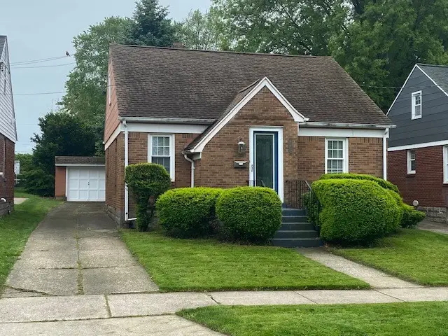 443 E 33rd Street, Erie, PA 16504 - #1