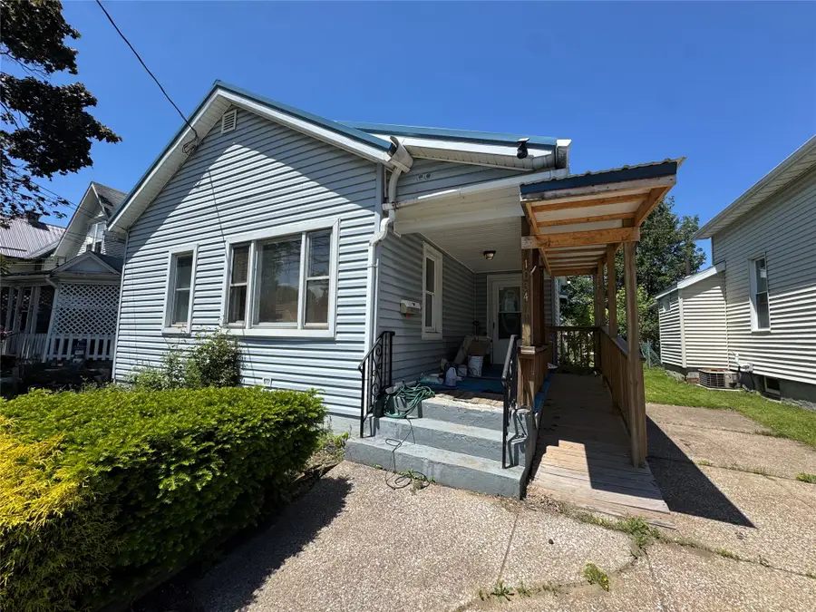 1034 W 5th Street, Erie, PA 16507 - #2