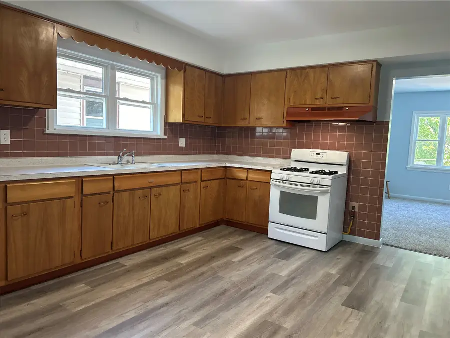 615 E 13th Street, Erie, PA 16503 - #3
