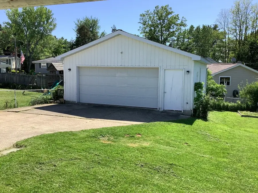 4122 Hoyt Street, Erie, PA 16510 - #3