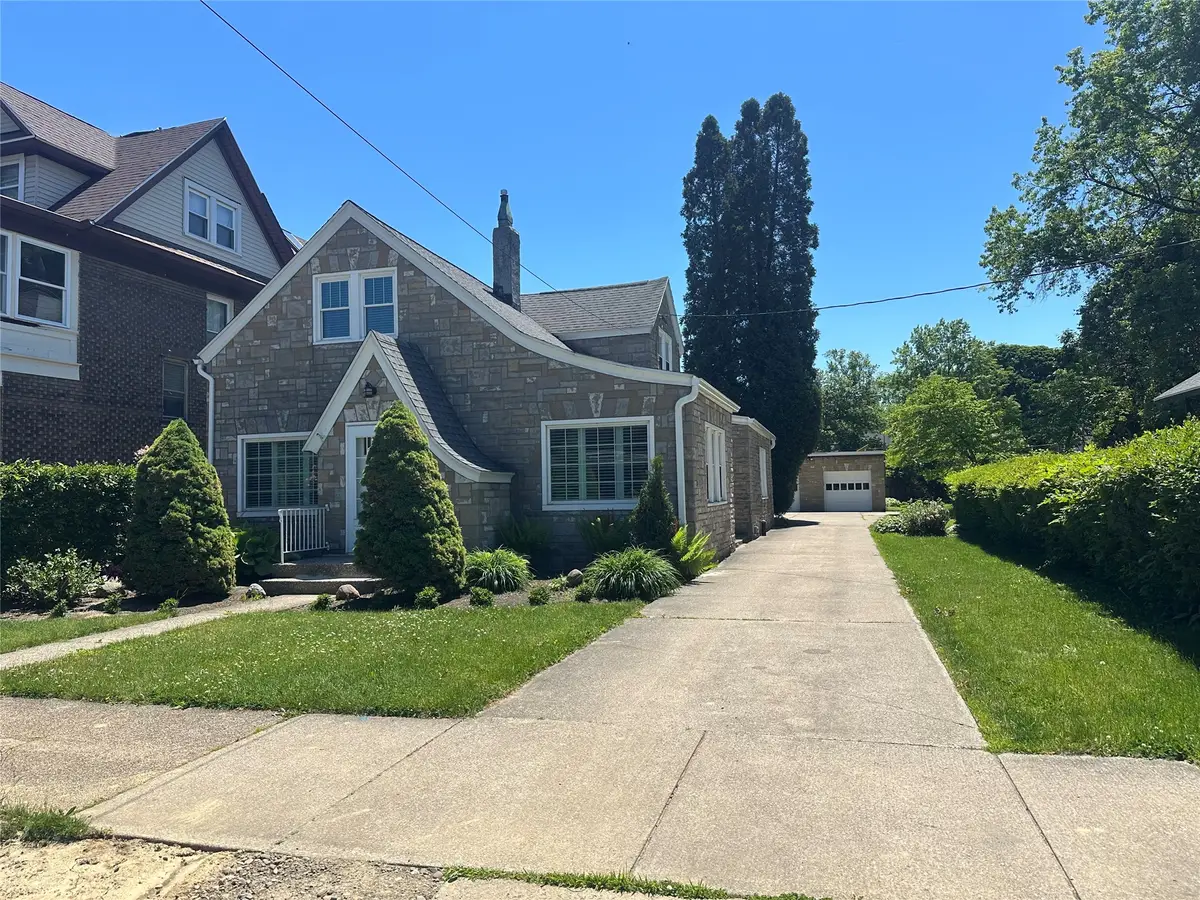 937 W 6th Street, Erie, PA 16507 - #1