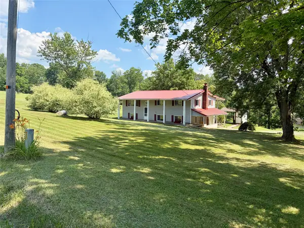 1490 Carlton Road, Carlton, PA 16311