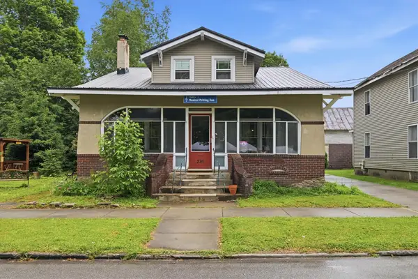 216 Maple Avenue, Corry, PA 16407