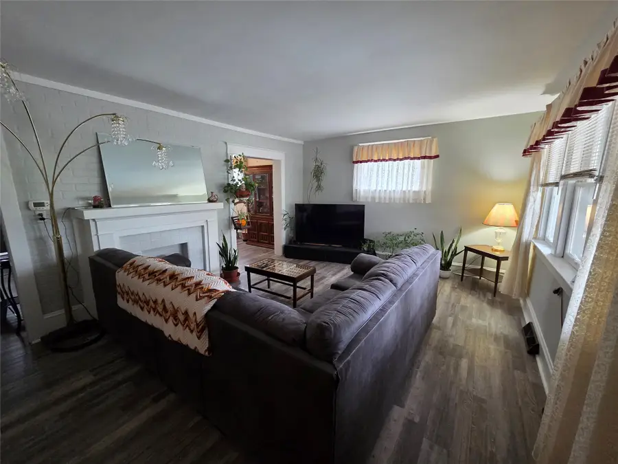 258 E 31st Street, Erie, PA 16504 - #2