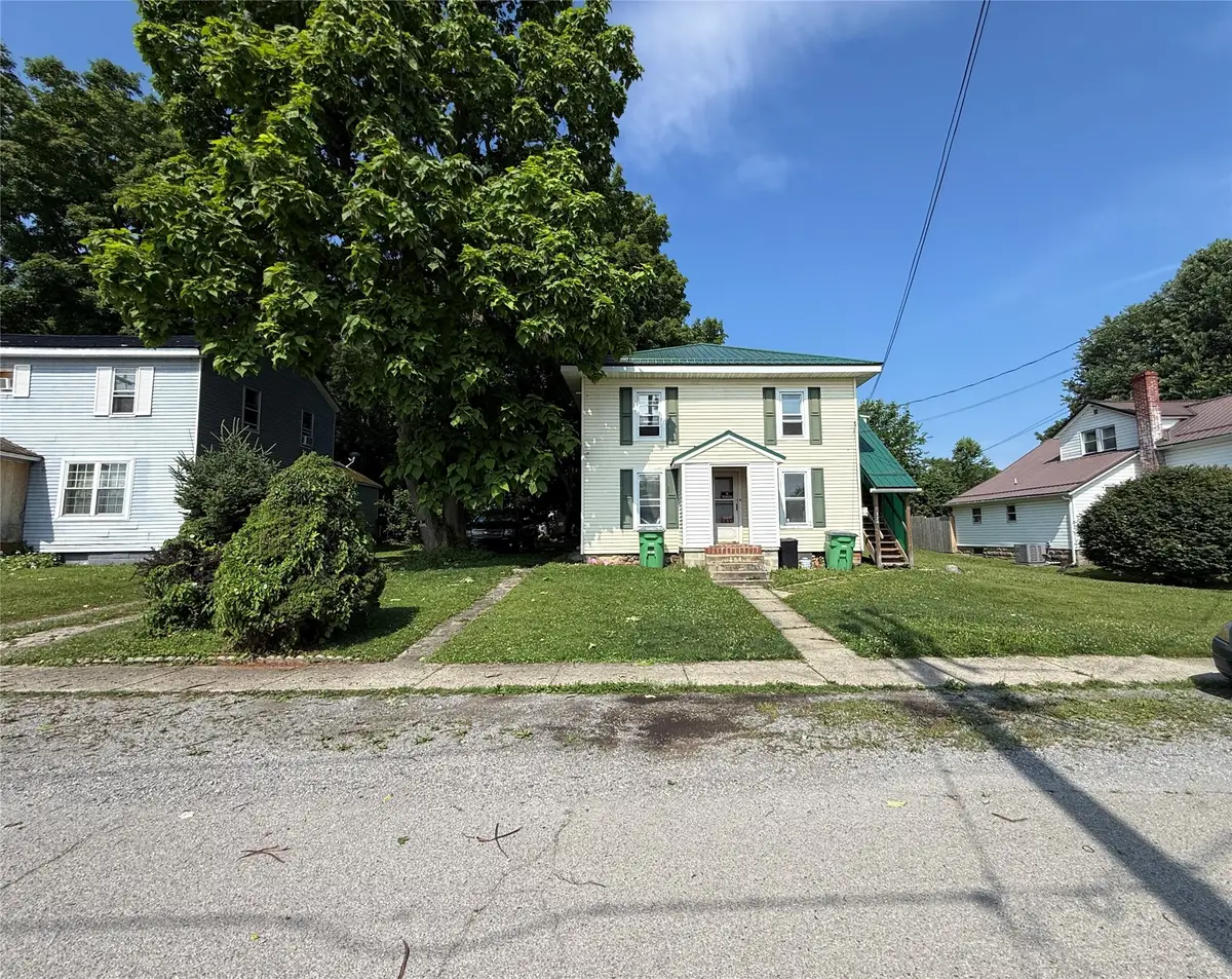318-320 N Mercer Street, Linesville, PA 16424 - #1