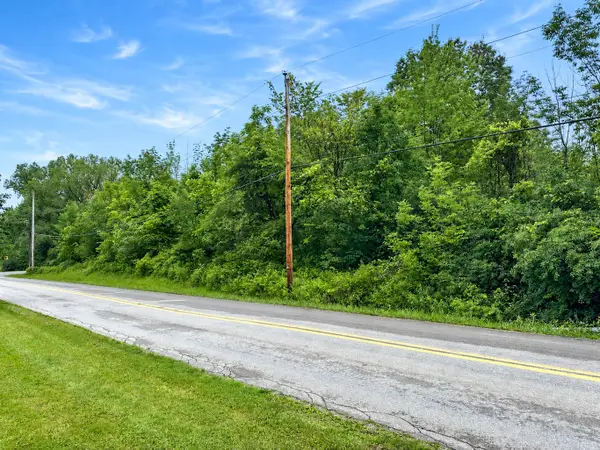 Perry Highway, Erie, PA 16509