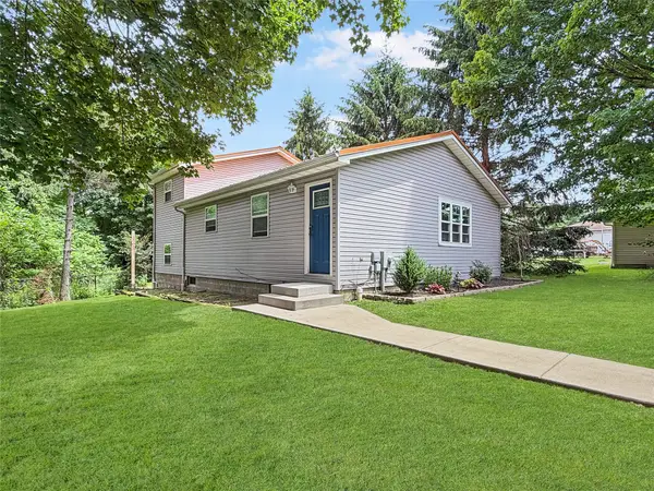 8517 Meadville Road, Girard, PA 16417